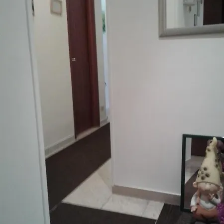 Oda ve Kahvaltı Sabrina