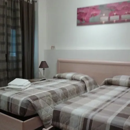 Sabrina Oda ve Kahvaltı